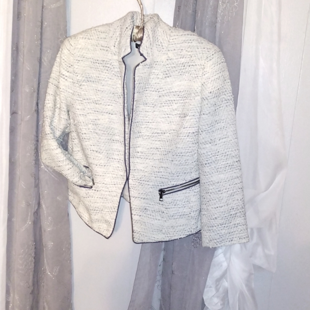 Jacket/Coat/Blazer/Tailored/Suit